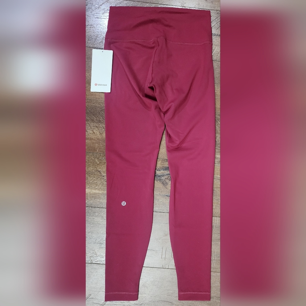 NWT Lululemon Wunder Train HR Tight 28", Size 8